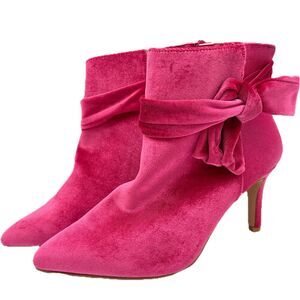 Torrid Fuchsia Velvet Pink Pointed Toe Heel Booties Women’s 9WW Wide Fit